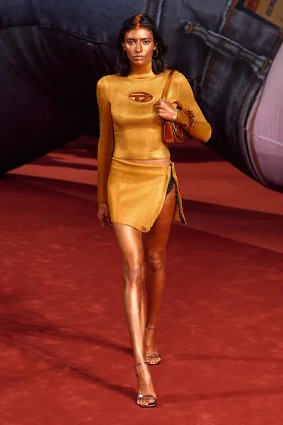Look 41